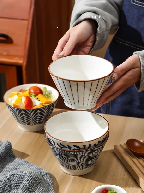 エレガントな和風陶器の高足ライスボウル、食器、家庭用、軽量、 - Japanese Lifestyle Brand のレビューと価格